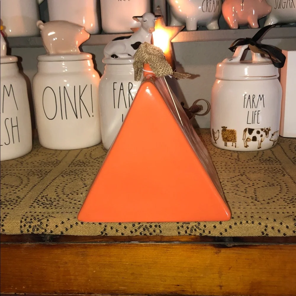Rae Dunn HAPPY CAMPER Tent Shaped Birdhouse Orange